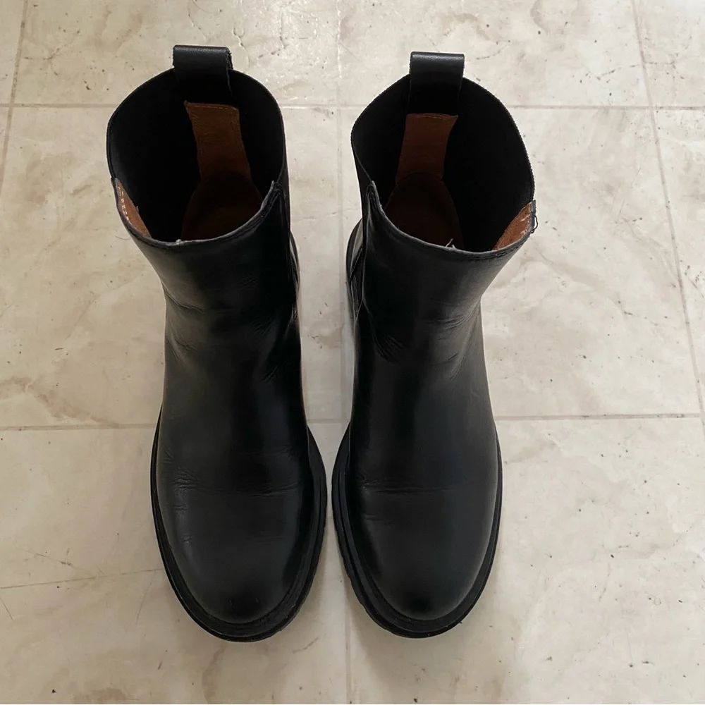 $198 Madewell Bradley Black Leather Chelsea Lugsole Ankle Boots Booties Size 6 - Picture 5 of 15